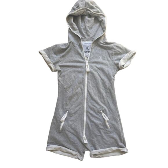 OnePiece Original Short Jumpsuit Romper - Picture 1 of 7